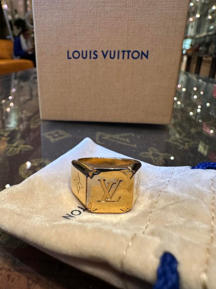 Louis Vuitton Monogram Signet Ring Gold