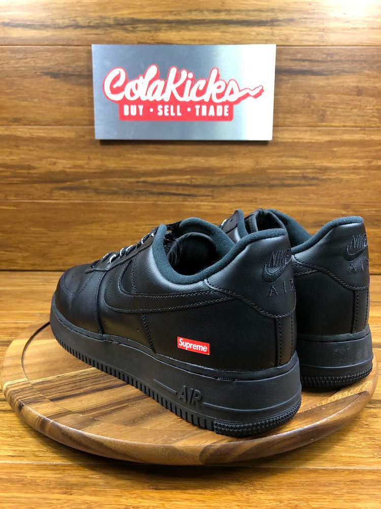 Nike Air Force 1 Low Supreme Black