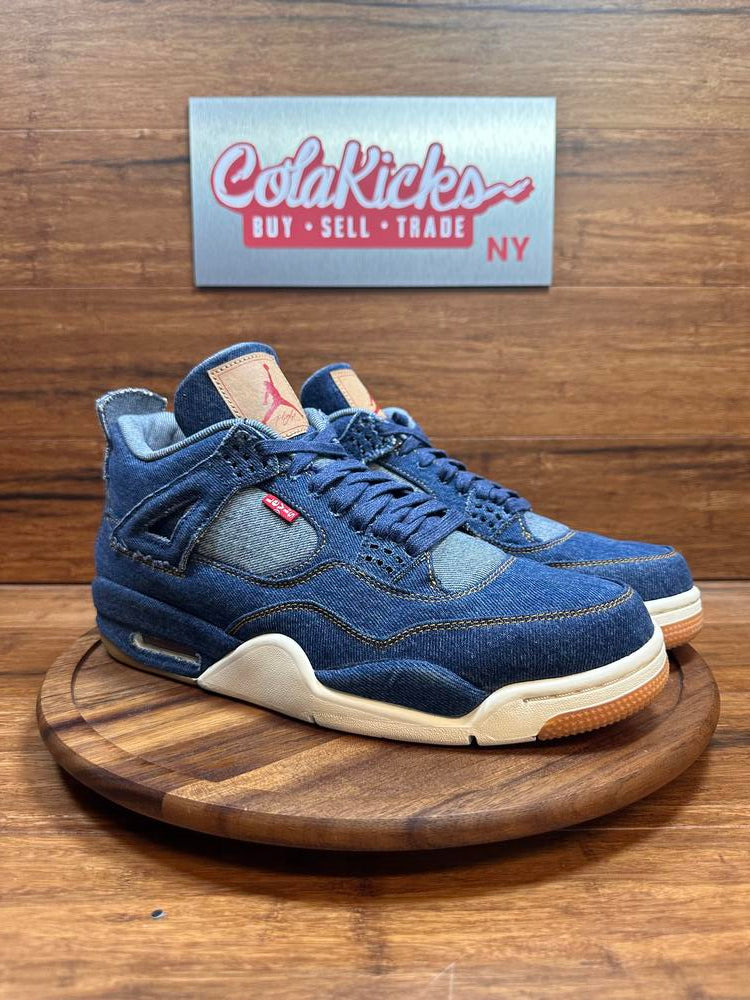 Jordan 4 Retro Levi's Denim (Tag with Levi's Logo)