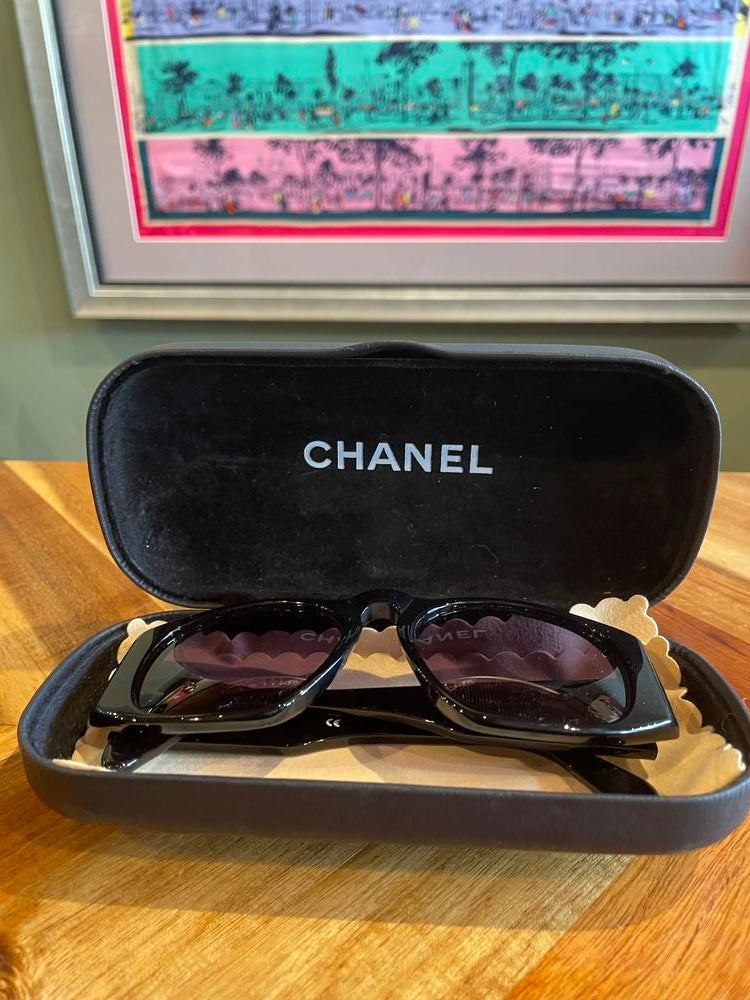 Glasses w/ Case