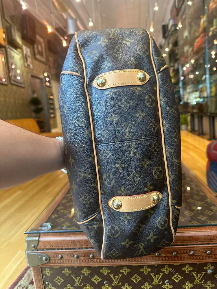 Louis Vuitton Galliera Hobo Bag