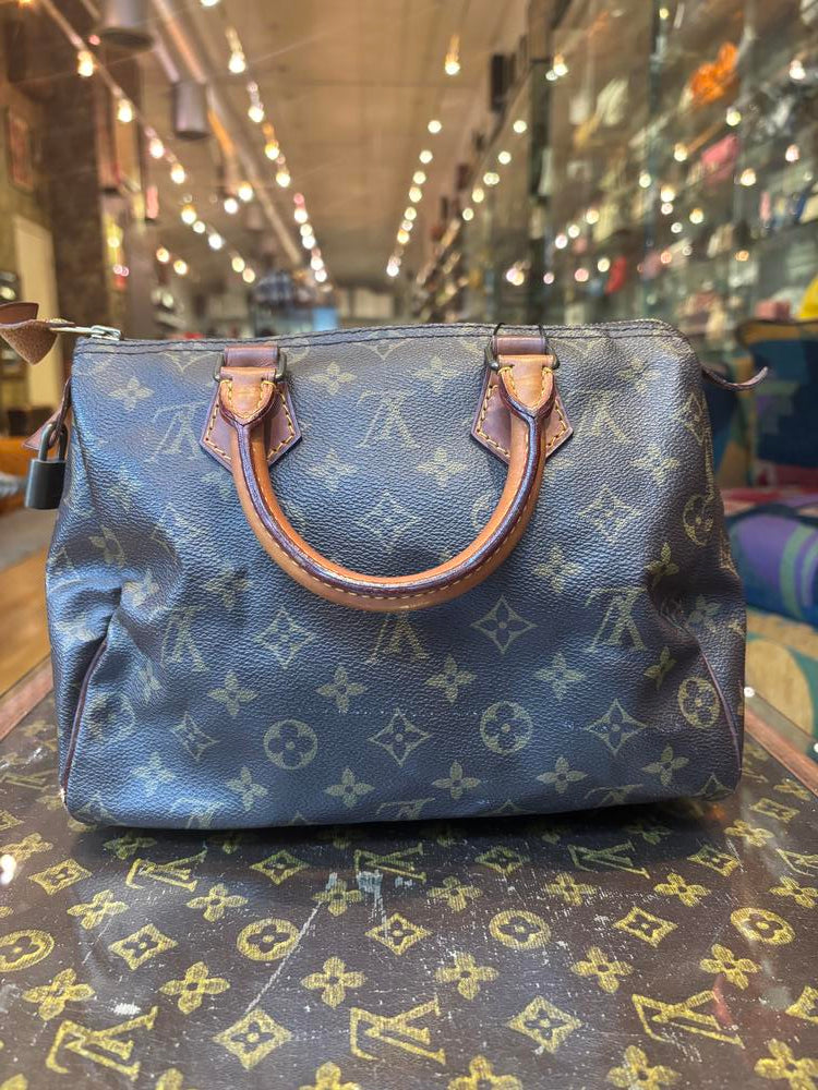 Louis Vuitton Monogram Speedy 25